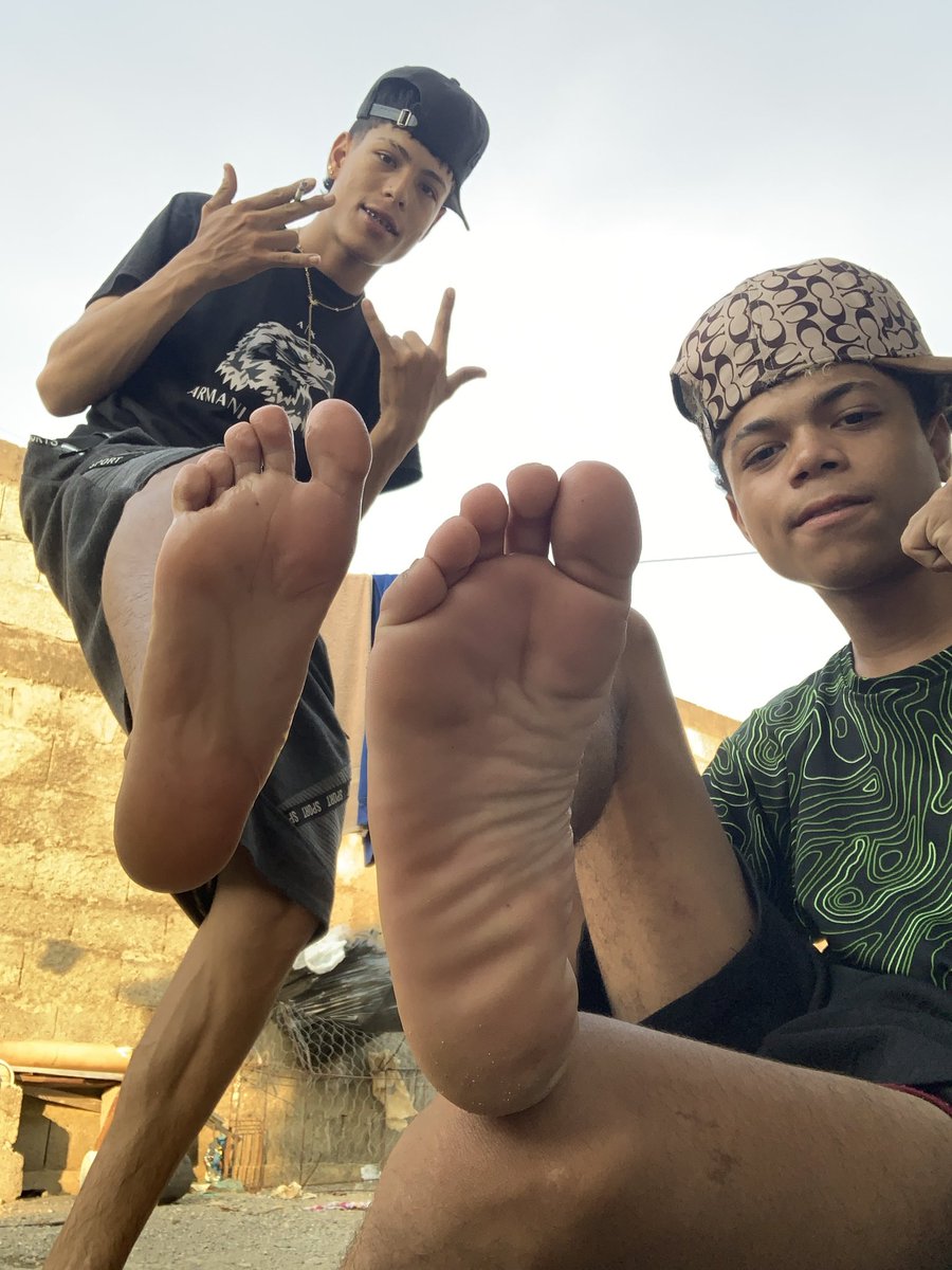 Sir carlos2k tweet media