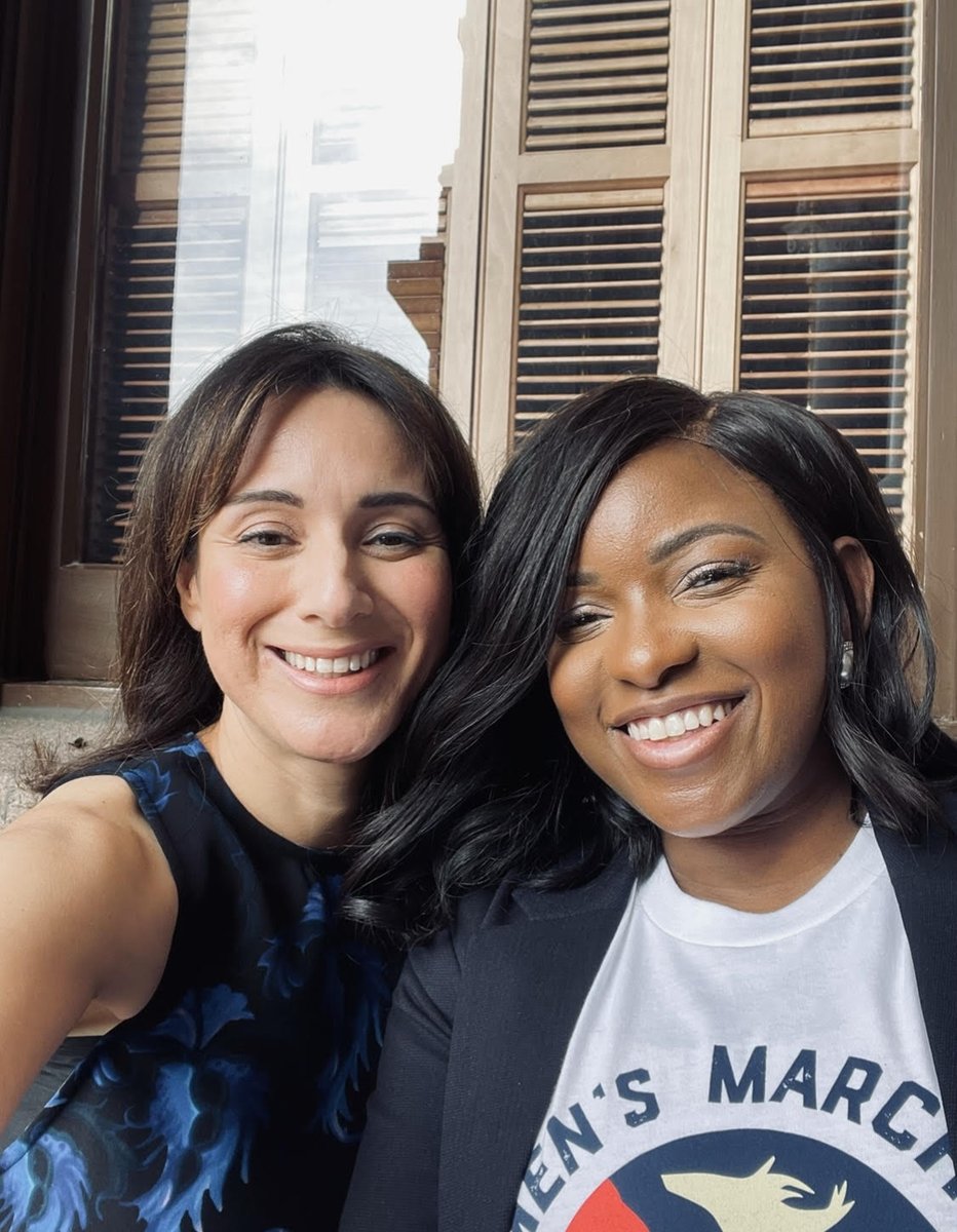 Gina Hinojosa tweet media