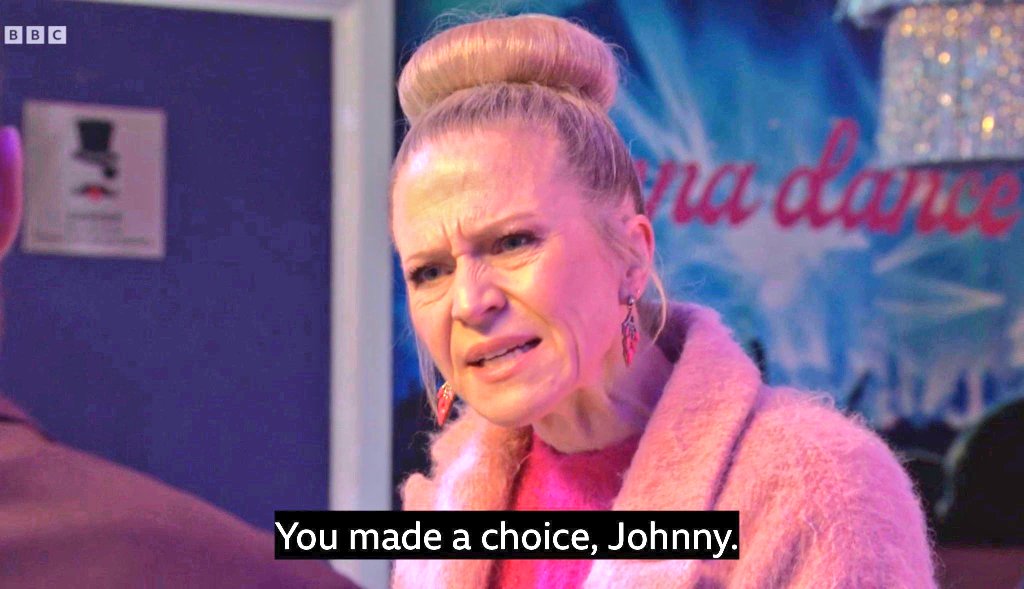 Harumph 😾 tweet media