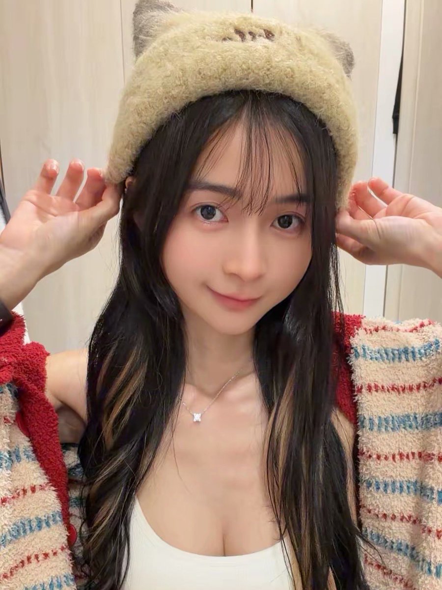 選擇性障礙直接包色😊😊😊
冬天又可以當貓貓：） https://t.co/FUjujDc8k4