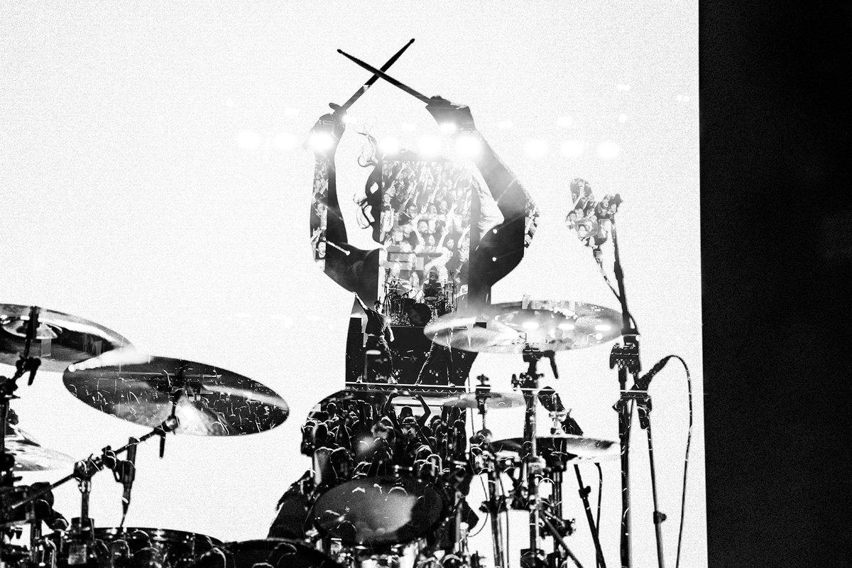 Motionless In White tweet media