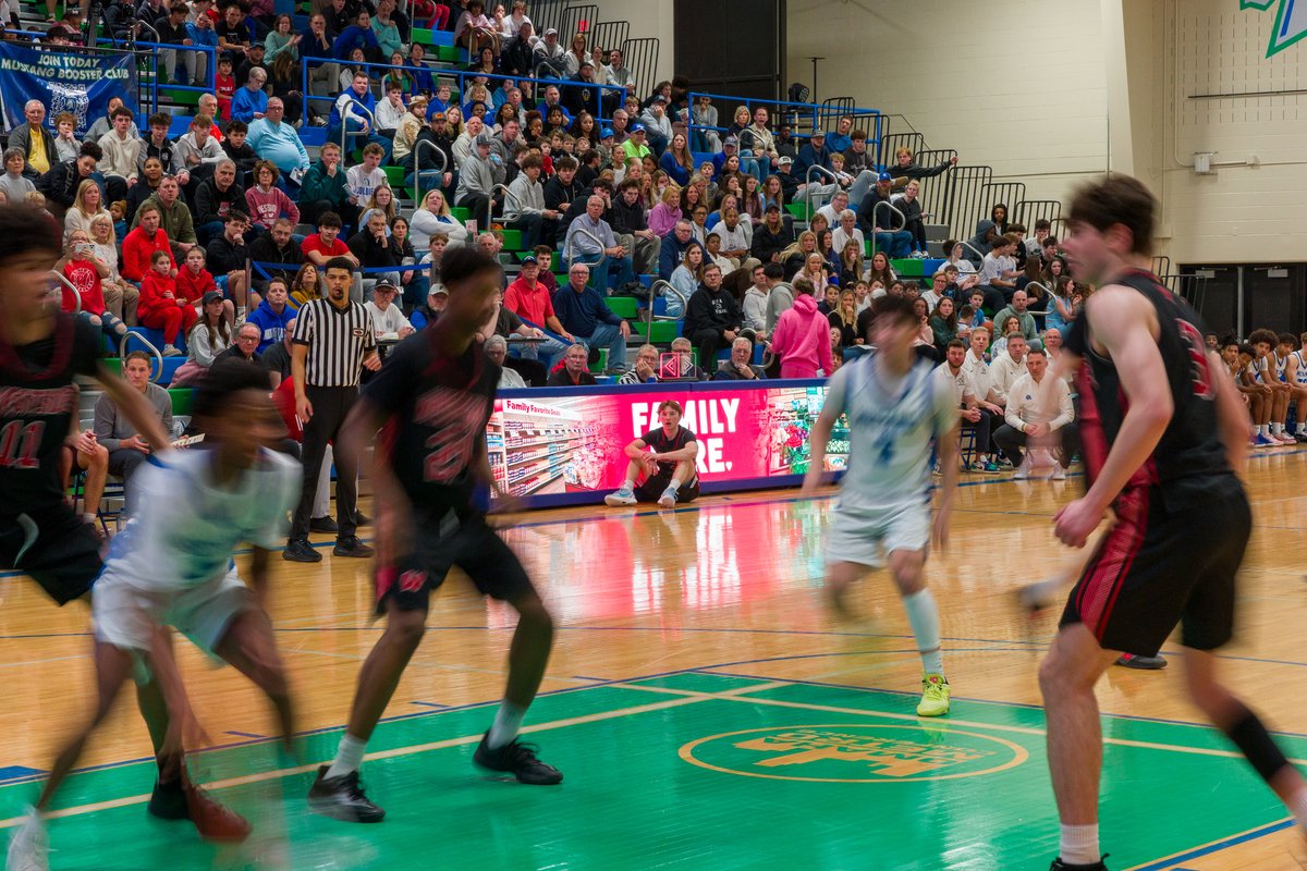 Scoreboard_100's tweet photo. Need a scorers table? We got you! 🏀
Get one for your school ➡️ https://t.co/kxruZk3yqd
@MillardNorthHS
#ScorersTables #ScorerTable #ScoreboardMedia #GymUpgrade https://t.co/fxP4shqCTh