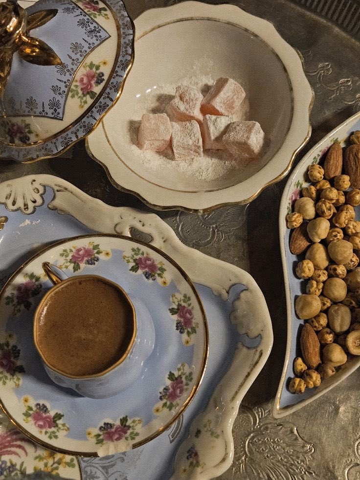 ohisileyasamak's tweet photo. Turkish coffee and Turkish delight

https://t.co/u185FxLIPZ