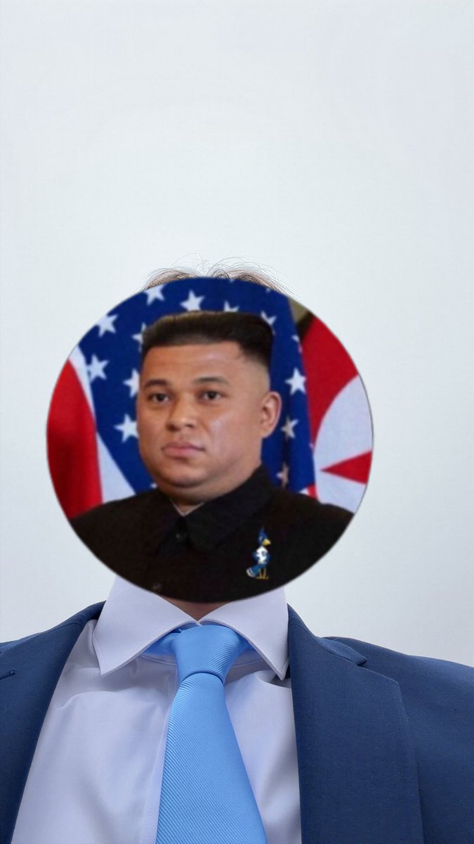 jonnyluigsech's tweet photo. Sorry black America, The whites are up early and often on this Wednesday 
#lookforthegirlwithabrokensmile https://t.co/GWB8Hk3FuY