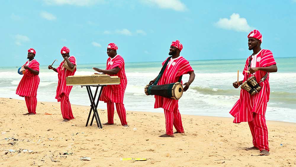 studio international tweet media