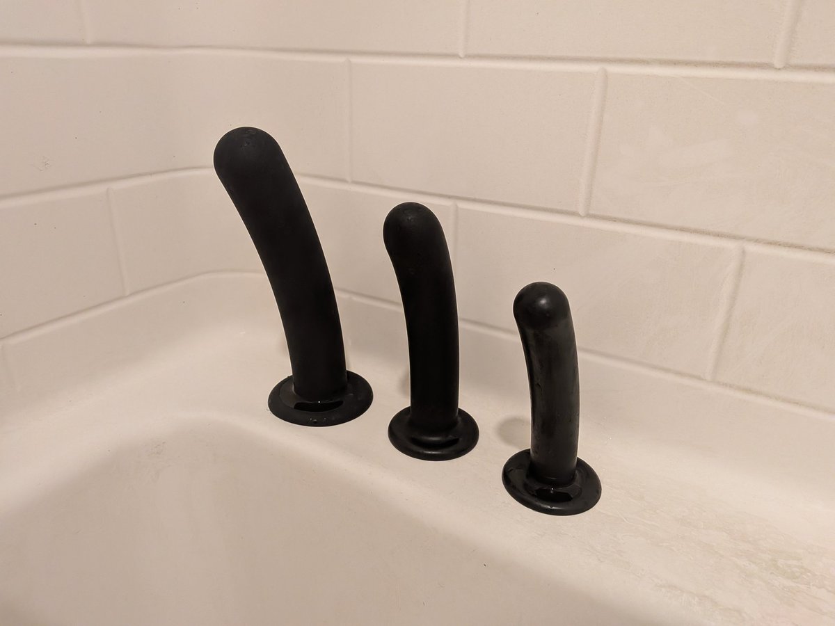 MarkusNullo's tweet photo. Shower time is always a fun time. 🍆😁 https://t.co/LwKxBXffWs