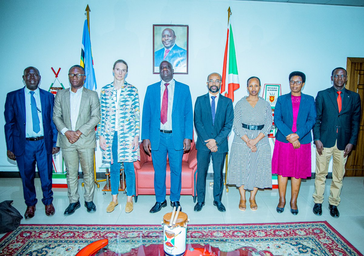 UNOCA_NEWS's tweet photo. Dans le cadre de l’organisation de la 61e réunion du Comité consultatif permanent de l'@ONU_fr chargé des questions de sécurité en Afrique centrale, une équipe de l’#UNOCA séjourne à Bujumbura, capitale du Burundi, pays hôte de cette réunion de haut niveau sur la sécurité. https://t.co/53G66OKxYY