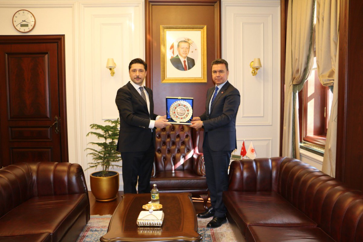 Hayırlı olsun dilekleri ve nazik ziyaretleri için Ankara Cumhuriyet Başsavcısı Sn Gökhan Karaköse, Ankara Adli Yargı İlk Derece Mahkemesi Adalet Komisyonu Başkanı Sn Murat İlhan ve Ankara Adli Yargı İlk Derece Mahkemesi Adalet Komisyonu üyesi Sn Ayhan Biltekin’e çok teşekkür