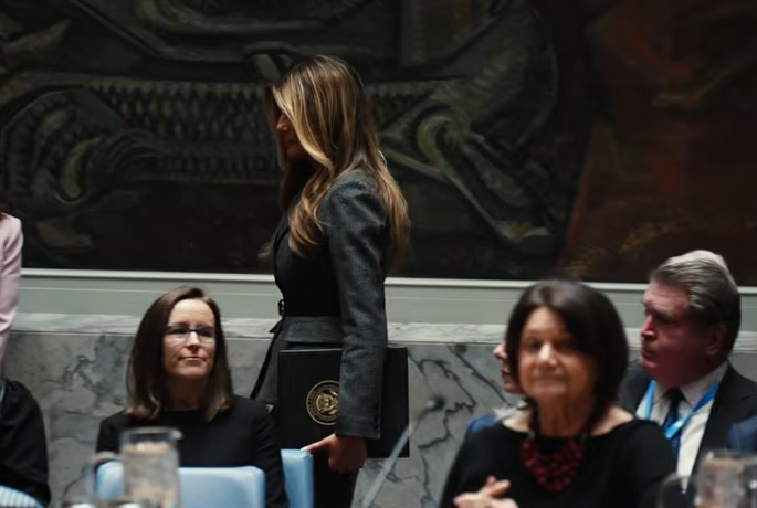 StunningMelani's tweet image. First Lady Melania Trump Presides Over the UN Security Council
whitehouse.gov/videos/first-l…
#StateOfTheUnion #BEBEST #FosteringTheFuture #StunningMelania #BestFirstLady #MelaniaTrump #PresidentialAIChallenge @MELANIATRUMP