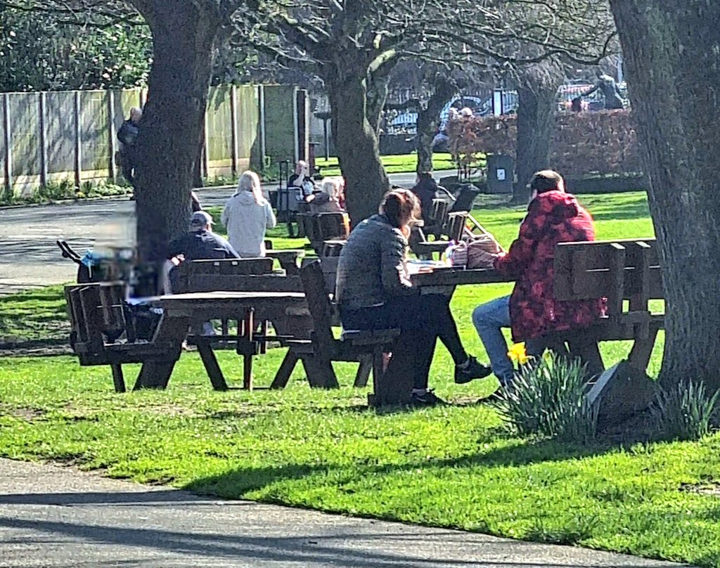 Lynda Jones tweet media