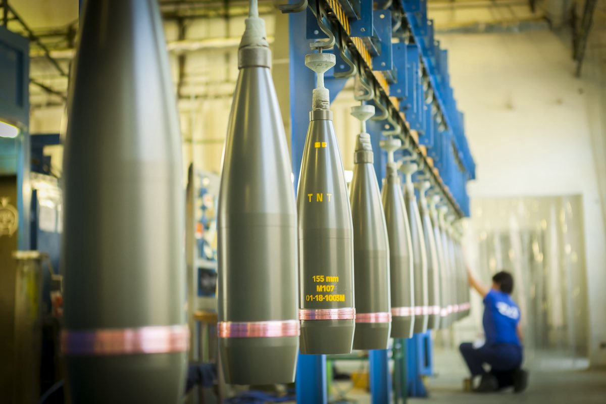 praisethesteph's tweet image. #France/#Slovakia 🇫🇷🇸🇰:

🇫🇷France's EURENCO has signed a memorandum with 🇸🇰Slovakia's ZVS holding, a joint venture between the Slovak Republic and 🇸🇰MSM Group, part of the 🇨🇿Czechoslovak Group (CSG, @CSG_HOLDING).

The companies will establish a joint venture and build a new