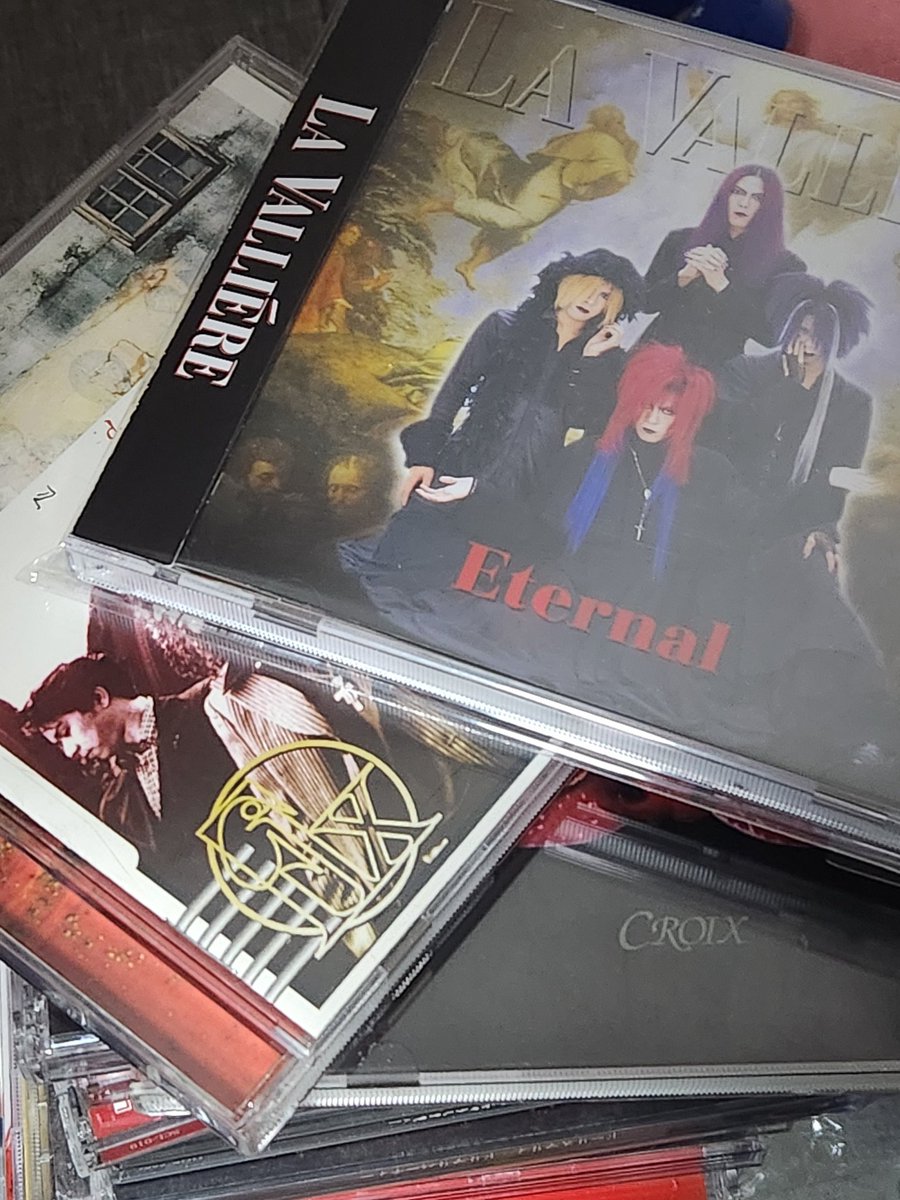 90年代ヴィジュアル系考察日記 十字架と悲劇の蘇生 (@90visualkei