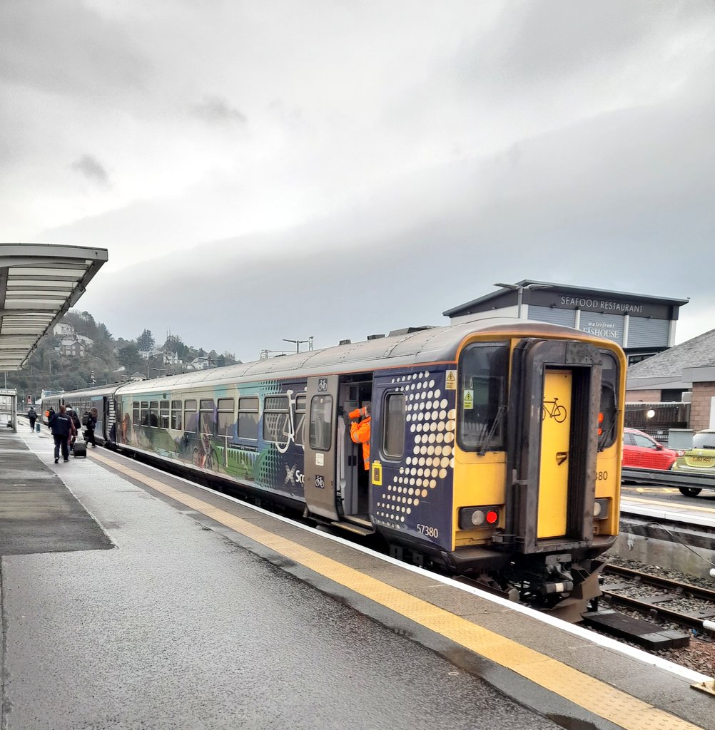 wallygridboy's tweet photo. 153380+156476 at Glasgow Queen Street on the 1036 to Oban+on arrival at Oban where the opening hours are rather precise!
The #RedPen was out for the line from Crianlarich-Oban. https://t.co/kDiePd9K2A