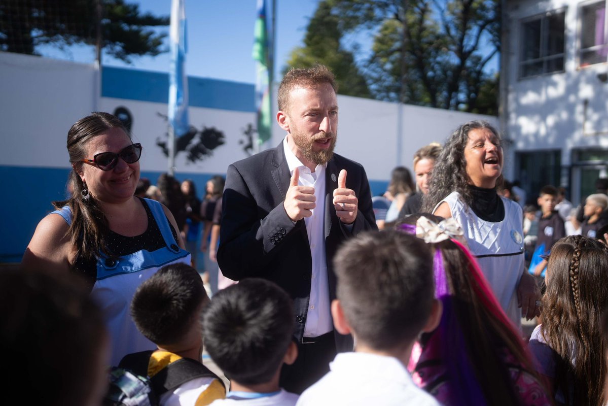 Federico Otermín tweet media