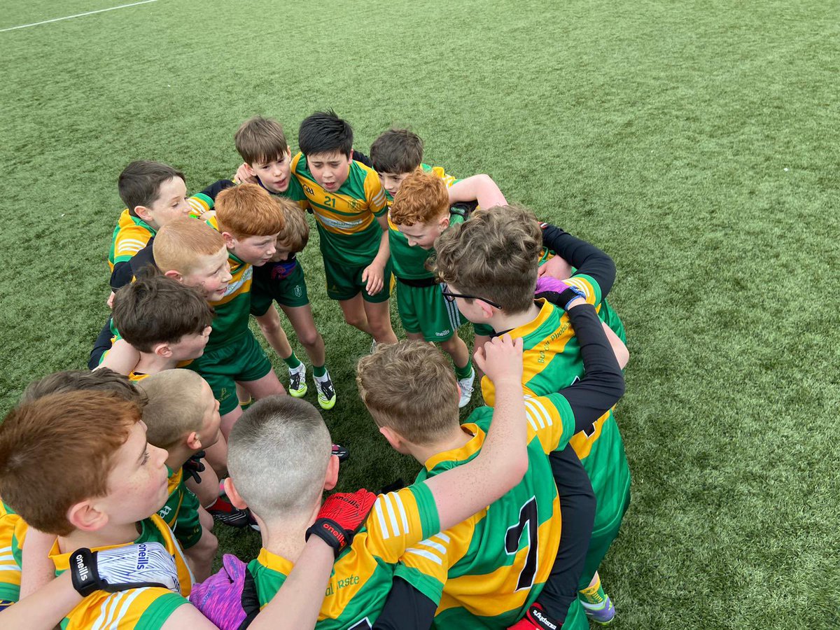 Bunscoil Phobal Feirste tweet media