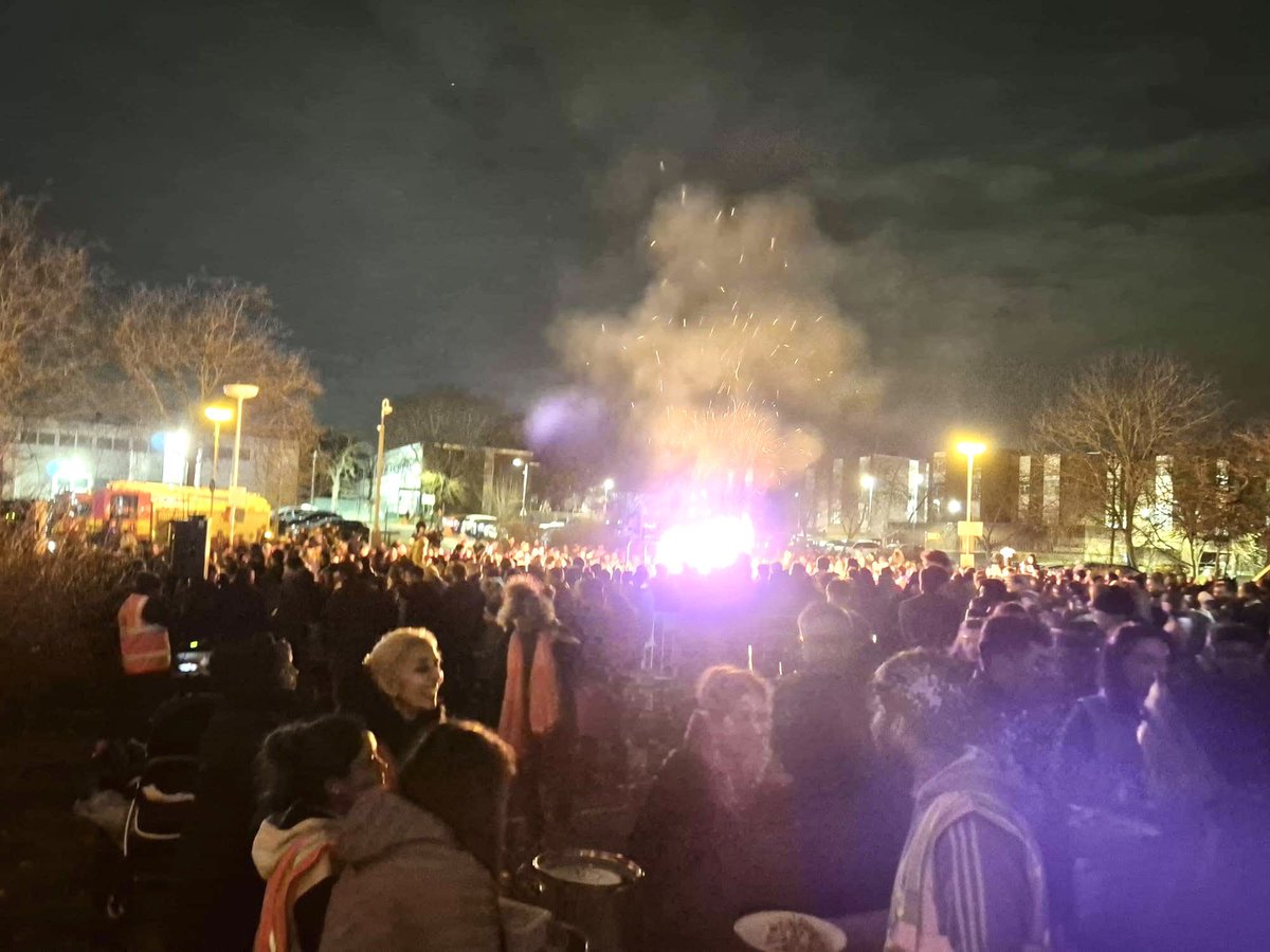 gurudevrkp's tweet photo. Thousands of devotees attended Holika Dahan celebrations in Harrow, London, organized by the International #Siddhashram Shakti Centre. The event was honored by two serving #Mayors, Harrow Council Portfolio Holders, the London Fire Brigade Commander, former Mayors, Councillors, and Labour Group leader, showcasing widespread civic and cross-party support for faith, unity, and community.
For more details, visit the #website link.
Web link:
https://t.co/Mqk3ztmRYi