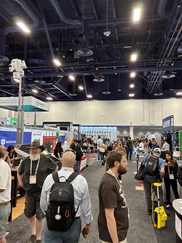 Laser Tech tweet media