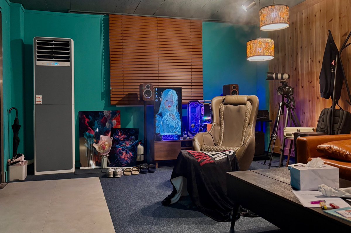 우연(偶然) tweet media