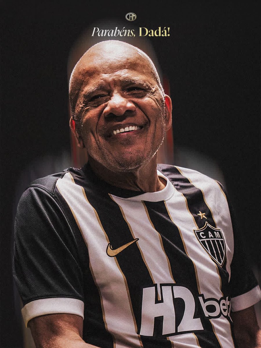Atletico's tweet photo. 🎉 ⭐️ 𝟖𝟎 𝑫𝑬 𝑼𝑴𝑨 𝑳𝑬𝑵𝑫𝑨! 𝟖𝟎 𝑫𝑬 𝑫𝑨𝑫Á! 

CAMpeão Brasileiro em 1971, o segundo maior artilheiro da minha história completa mais um ano de vida! 

290 jogos, 211 gols e uma trajetória sempre presente na memória do Atleticano! 

Feliz aniversário, Dario. É um orgulho enorme tê-lo como ídolo! O 4 de março sempre será especial! ❤️