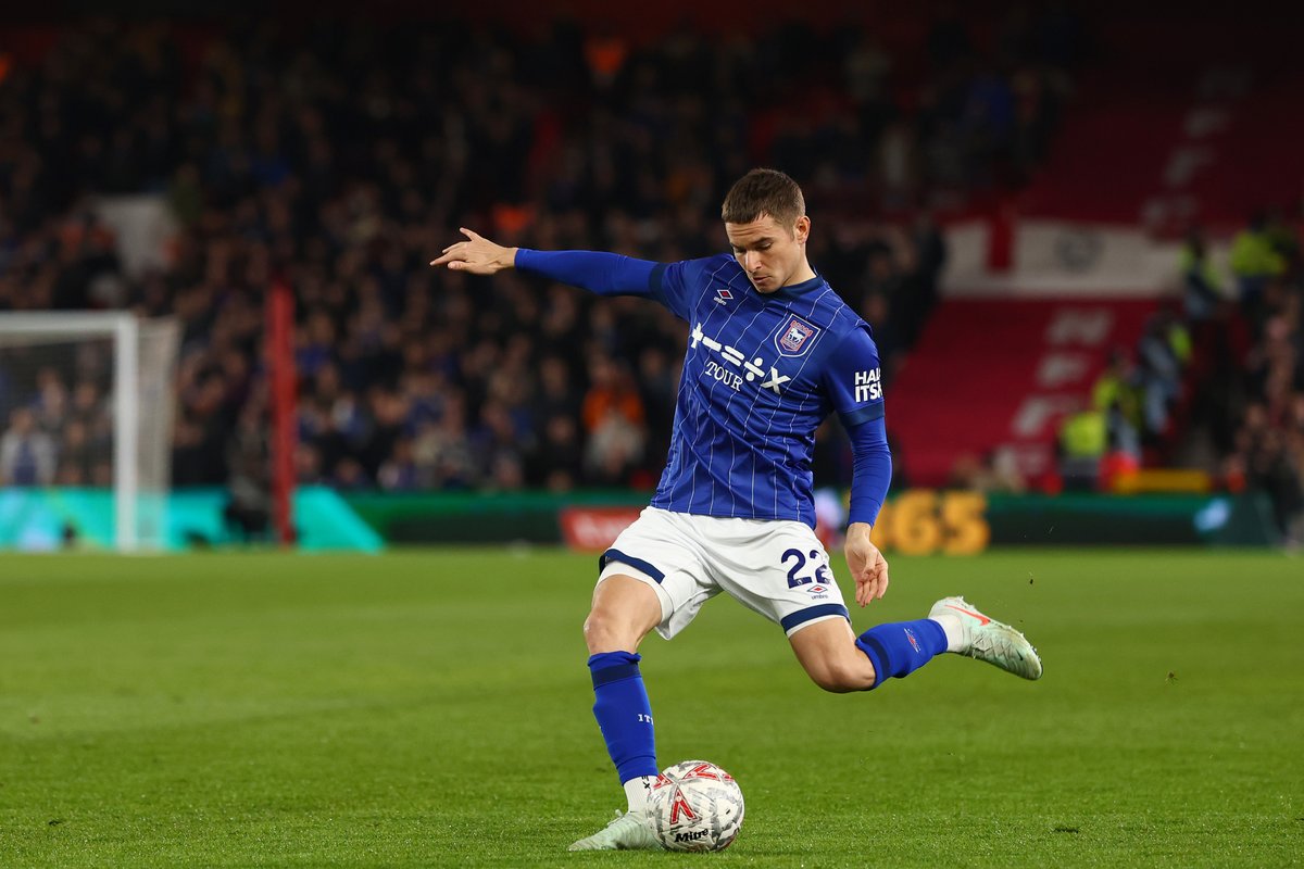 Ipswich Town tweet media