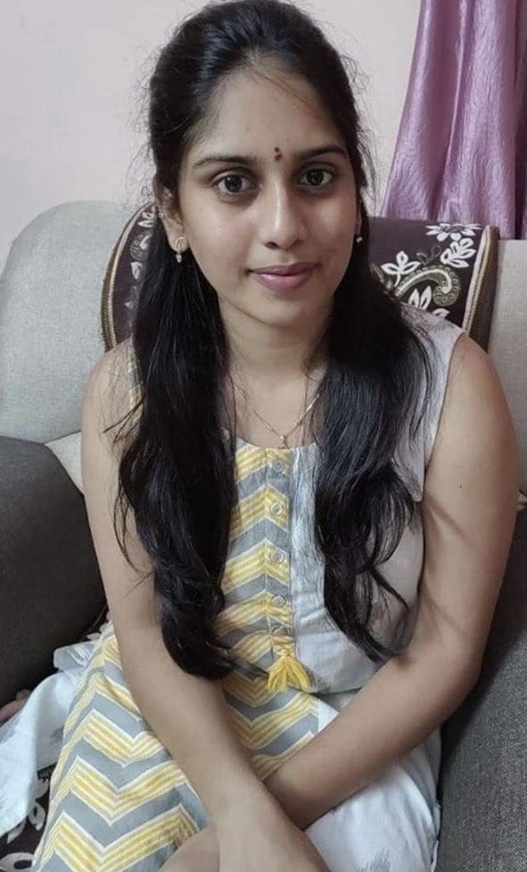 divyya Housewife tweet media