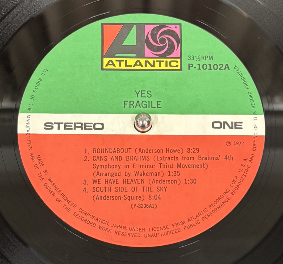 🙇 本日の締めは Yes『Fragile』UK盤🇬🇧1971年、JP盤🇯🇵1976年