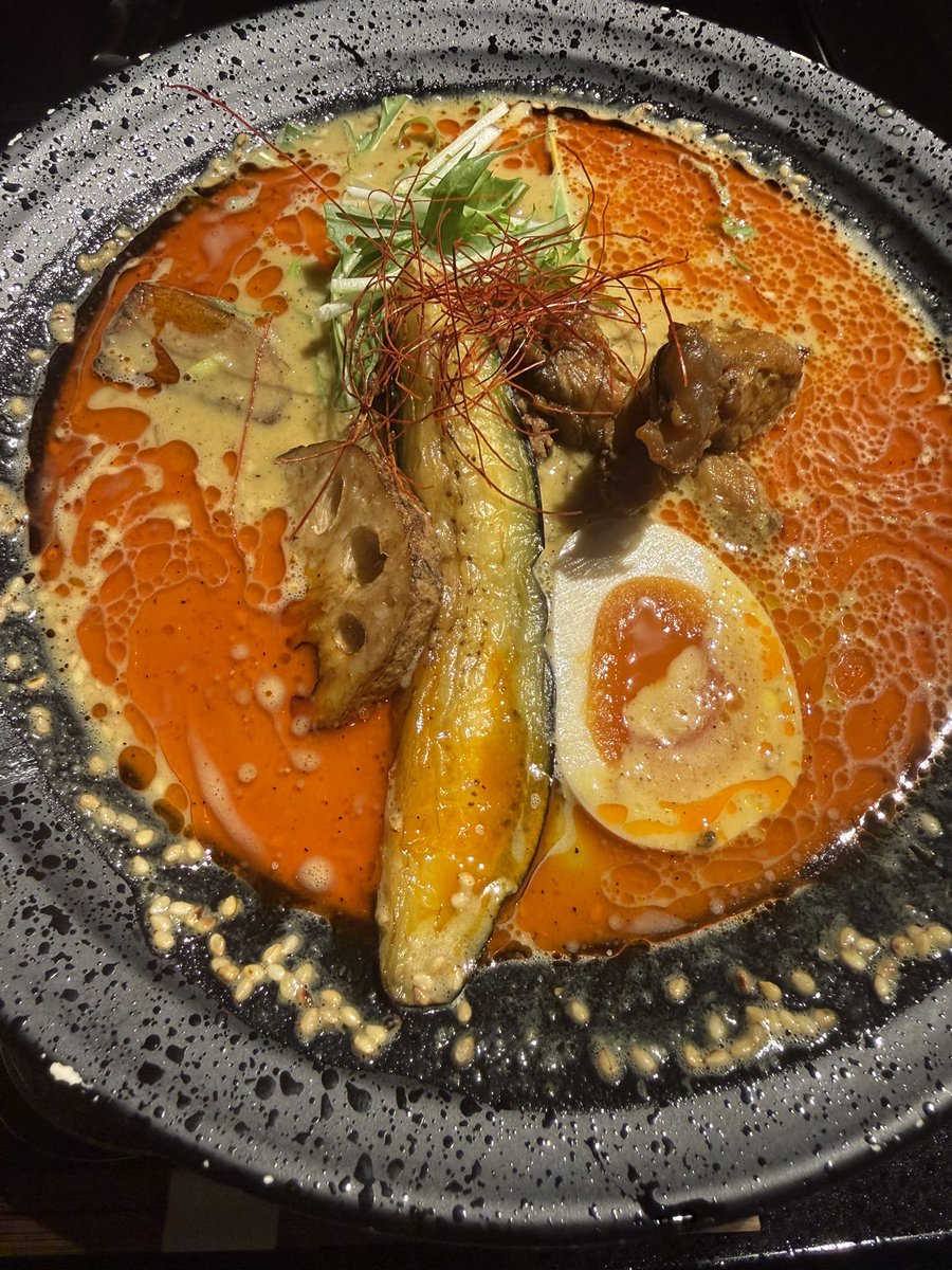 syot_a_sil's tweet photo. スープカレー担々麺なかなか美味いやん😋 https://t.co/XEDDrOw2D3