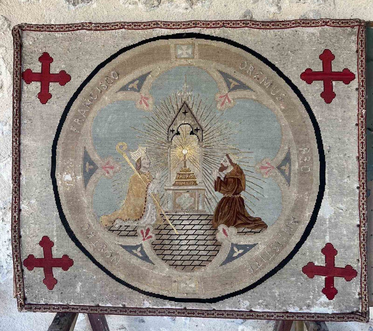 DecorativeCollective tweet media