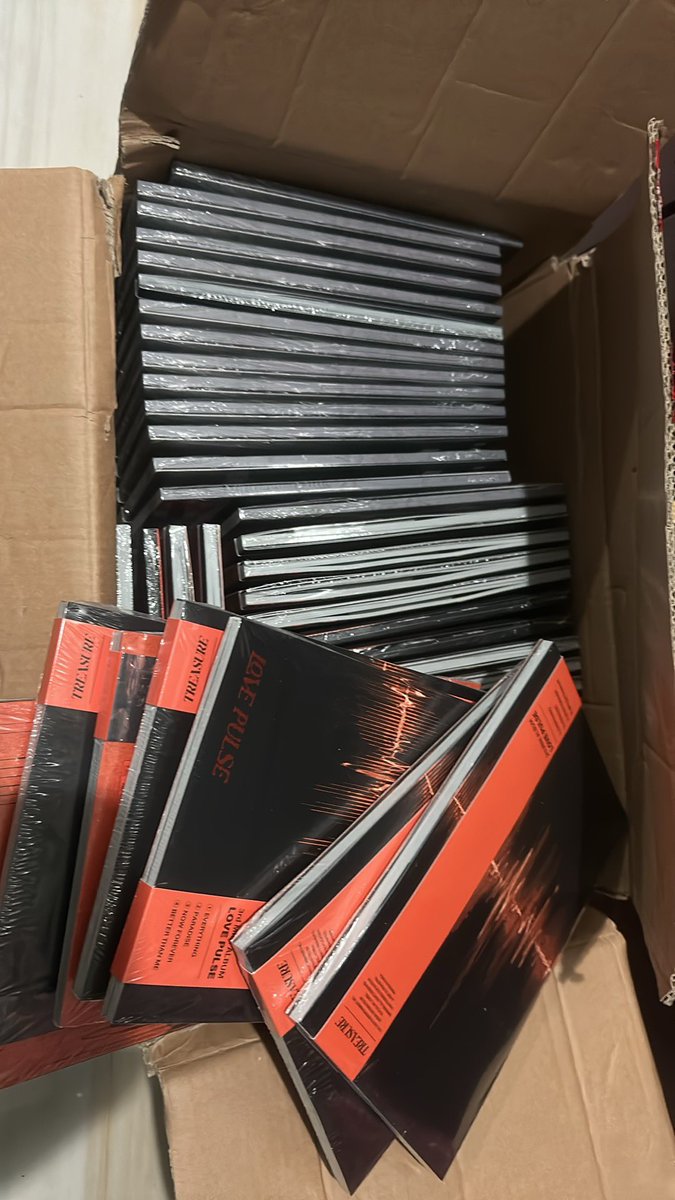 Multistan is seeing XLOV, svt, and treasure tweet media