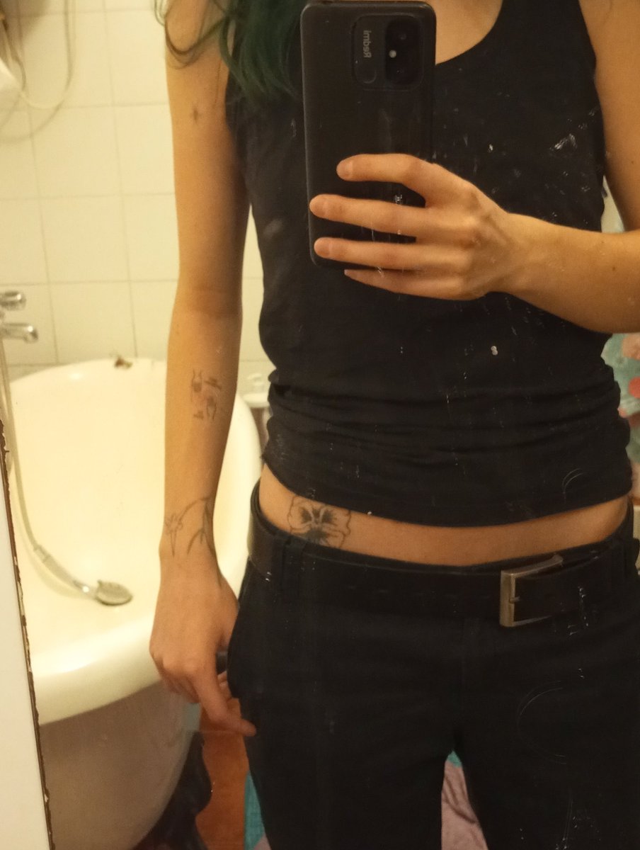 i like my pictures dirty mirrored and pixelated