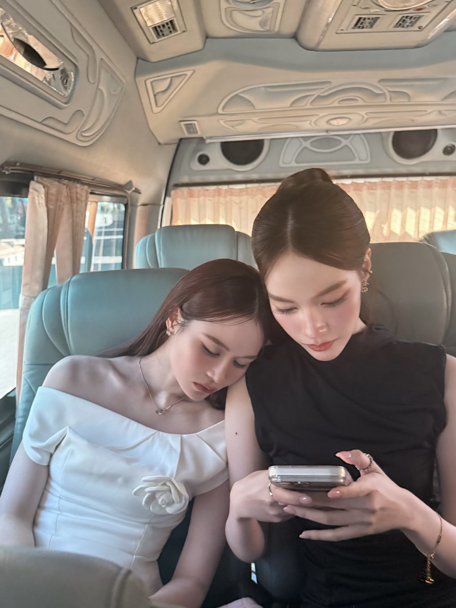 วันนี้พี่ไม่ต้องย้ายที่นั่งนะคะ 
เพราะมีคนย้ายแทนแล้ว 🫣
#TKNur