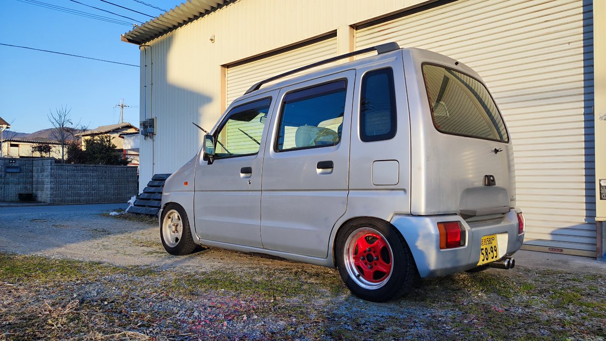 ct51sワゴンRも良かったなぁ k6aのnaの5MTならめちゃくちゃ欲しい。