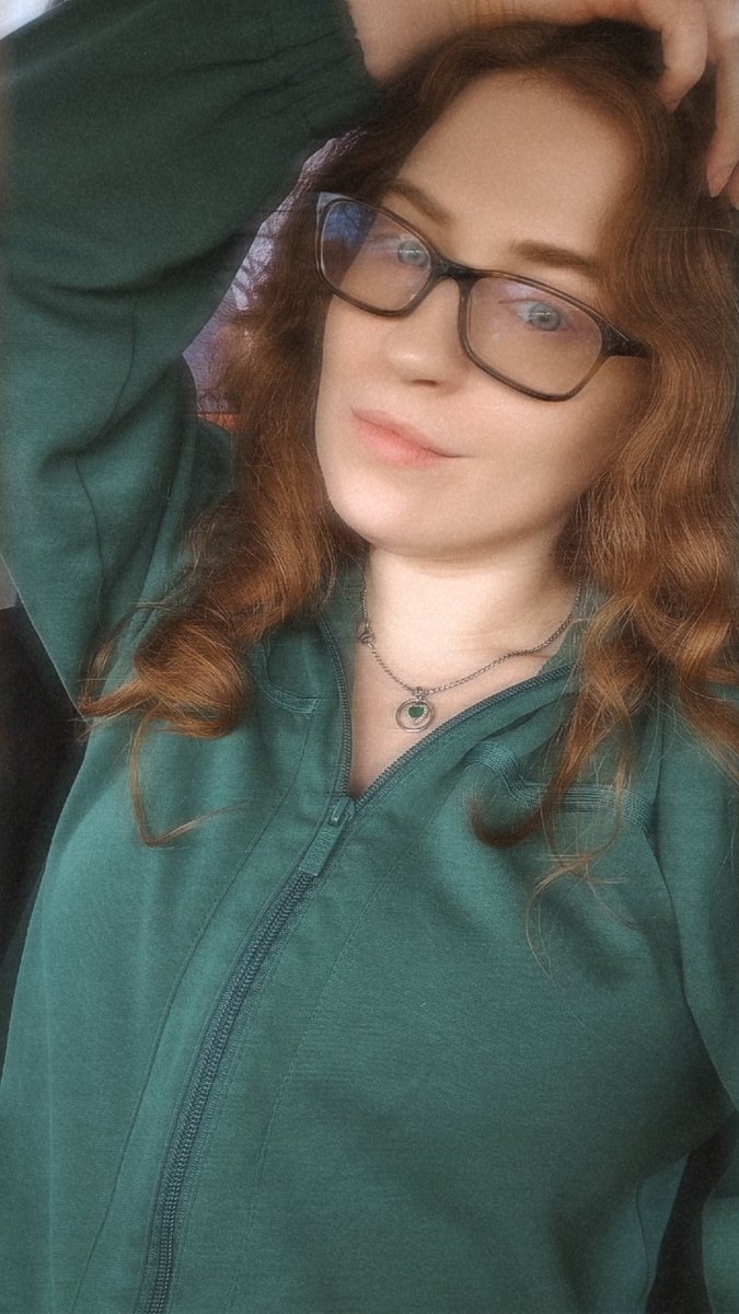 𝓽𝓱𝓸𝓾𝓰𝓱𝓽 𝓭𝓪𝓾𝓰𝓱𝓽𝓮𝓻 tweet media