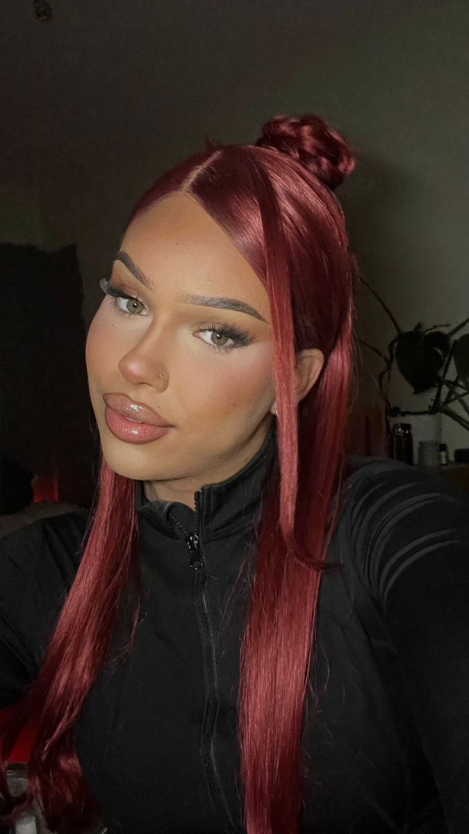 Barbiedarealone's tweet photo. Süß? Vielleicht. Gefährlich? Definitiv. 😈 https://t.co/5Gffc1td28