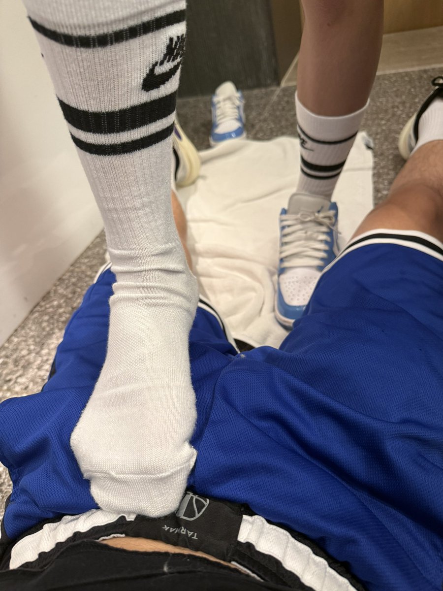 L.C.N.K. tweet media