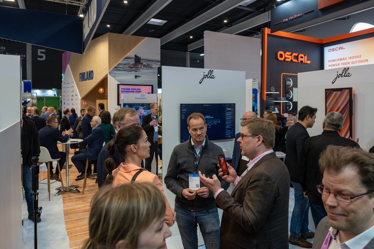 Jolla tweet media