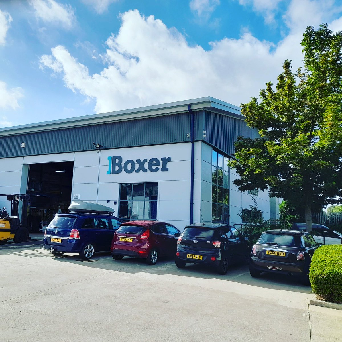 BoxerDesign tweet media