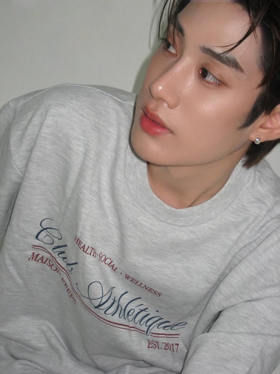 #TleFirstoneStory 🐶🐰
<a href="/TLE_mtm/">TLE.MTM</a> <a href="/firstone_wnk/">FirstOne</a>  

🗓️: 04/03/2026

☞ : IG Post Update : tle_mtm
instagram.com/p/DVdetugjwAA/…

💭: Stairway to heaven @maisonkeeps #maisonkeeps 

 ♡🎶#TLE_mtm #Firstone 
#TleFirstone #เติ้ลเฟิร์สวัน ♡