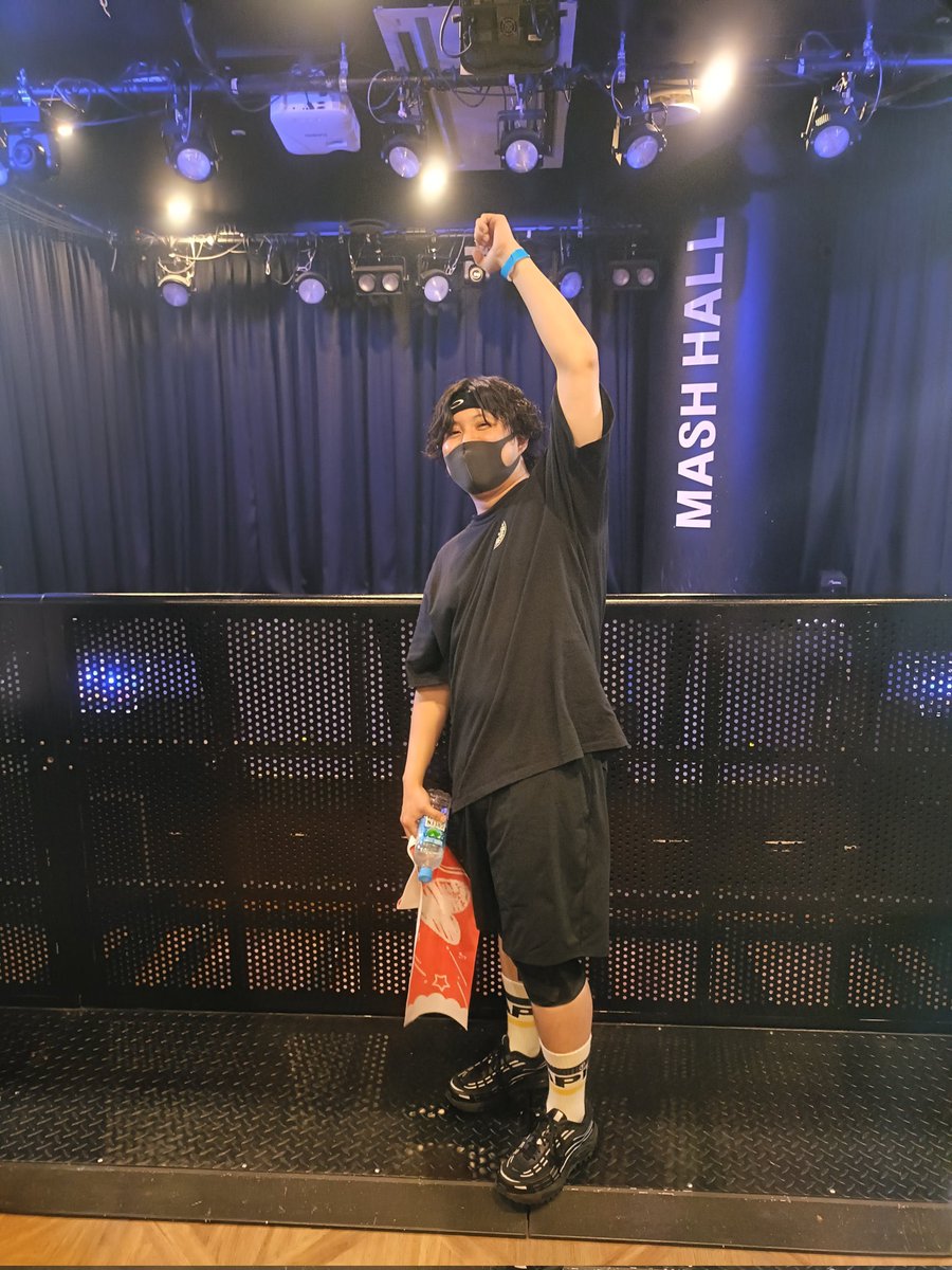 うと tweet media