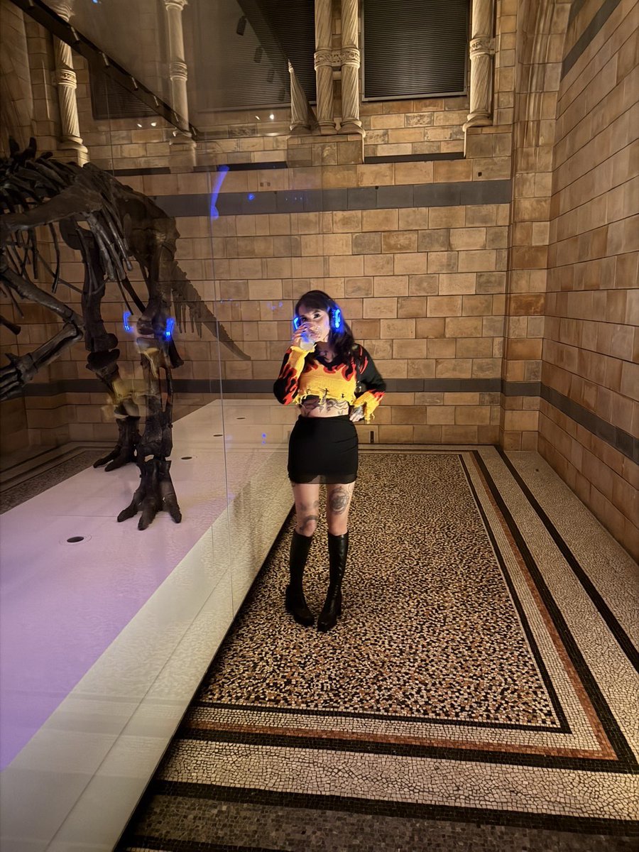 Zeena 🖤 tweet media