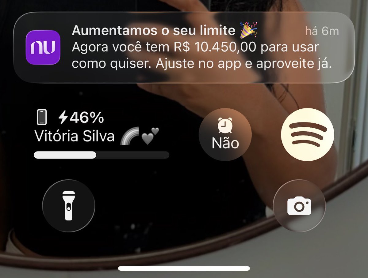 blueonmy's tweet photo. O nubank dando asa a cobra meu pai https://t.co/I217llQotY