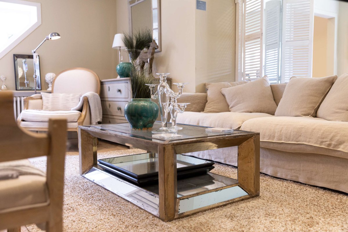 PRShotsonline's tweet image. Flamant Mitchell Coffee Table from @orchardcelbridge
Prshots.com/theorchard
Ref Number: 2300244
#theorchard #coffeetable #interior