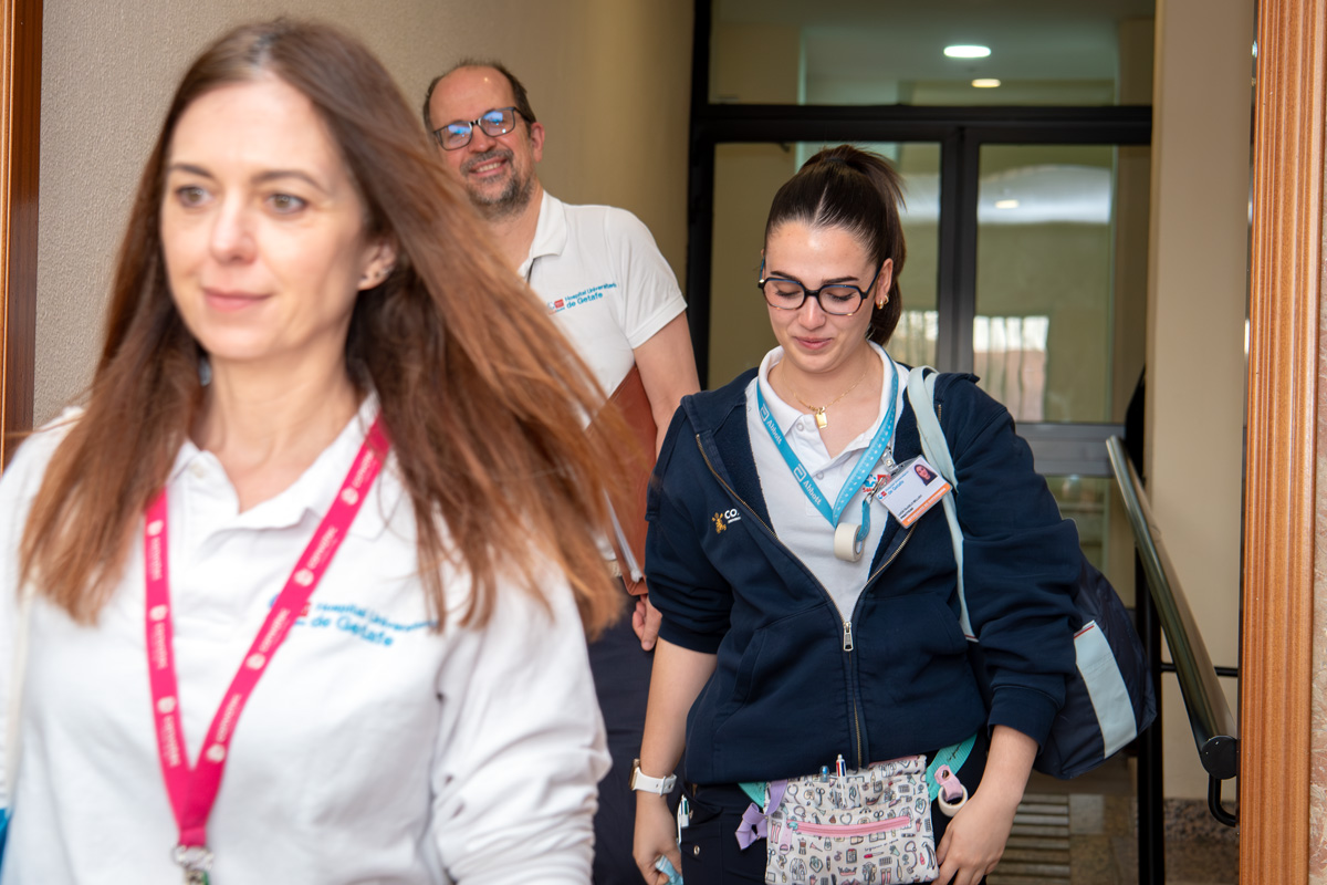 FcoJavierGomez's tweet photo. El #HospitaldeGetafe ha aumentado casi un 20% su actividad de hospitalización a domicilio. Este tipo de asistencia se adapta mejor a los hábitos del paciente y disminuye los tiempos de convalecencia, entre otros beneficios.💻 https://t.co/AMyxacyXOX https://t.co/I3t0BMs6yf
