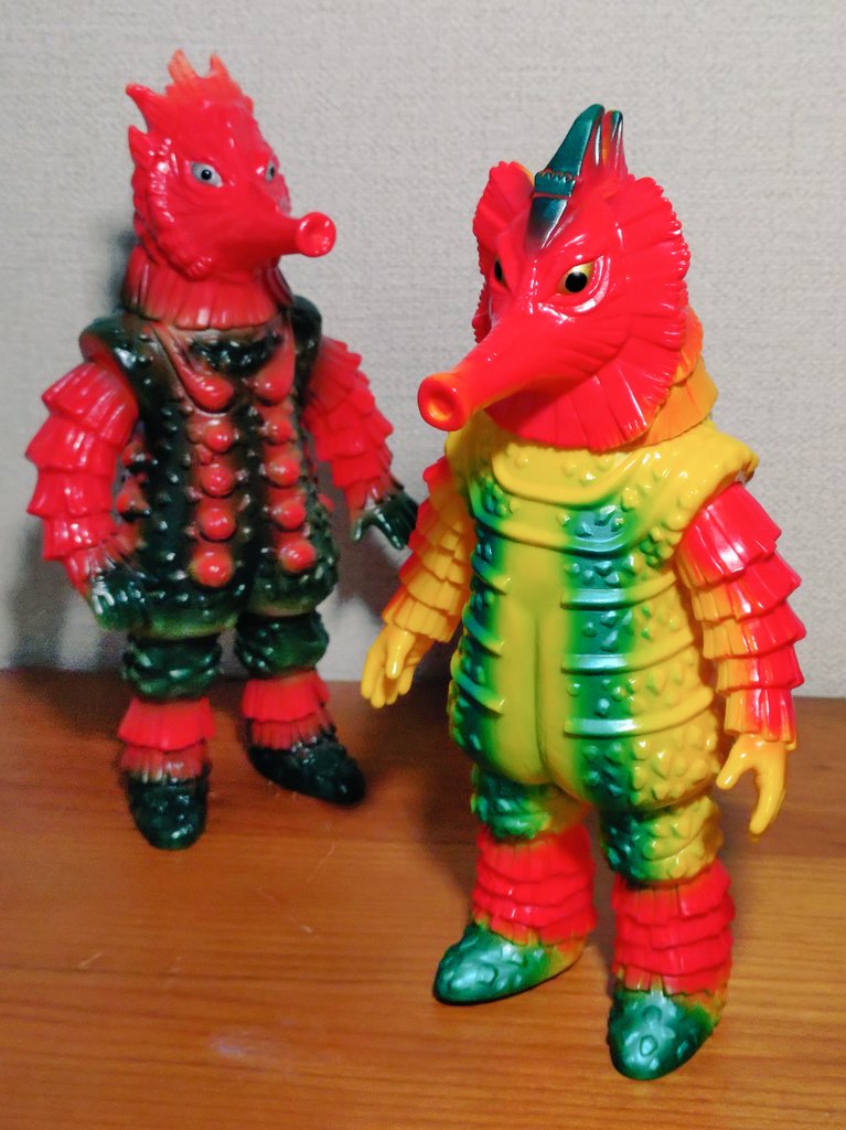 ミステラー星人(悪)と並び立つミステラー星人(善) #ブルマァク #円谷