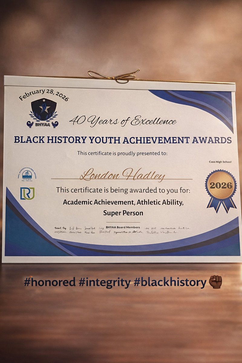 LondonHadley36's tweet image. Thank you to all my teachers for the nomination...to the Black History Youth Achievement Awards Committee for a great event.  #honored #integrity #blackhistory