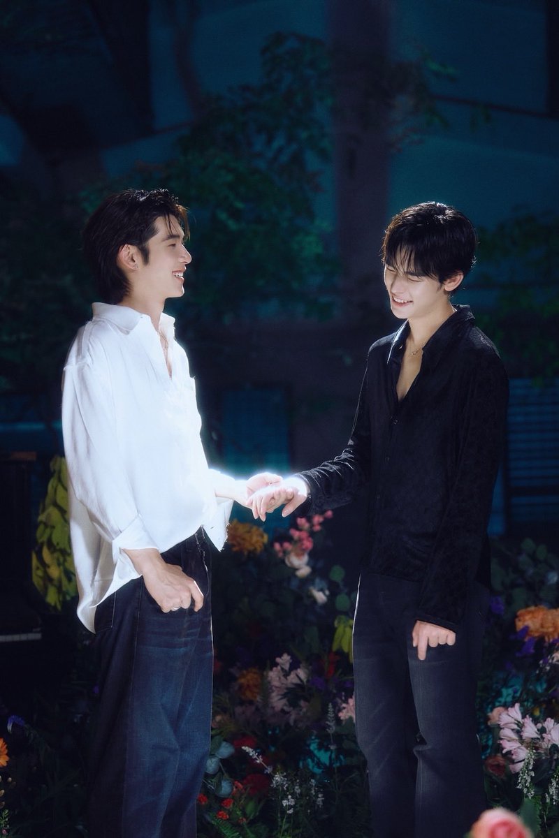 เอาจริง ด้วงอยากให้เธอเปิดใจเยอะ ๆ เลย ไม่ต้องรีบก็ได้ ด้วงเข้าใจ แต่ขอเสียงคนเชียร์ให้ฉินเปิดใจให้ด้วงเยอะๆ หน่อยได้ไหมครับ

HEART TIMING BY POR
#จังหวะยอมรักOSTด้วงกับเธอ