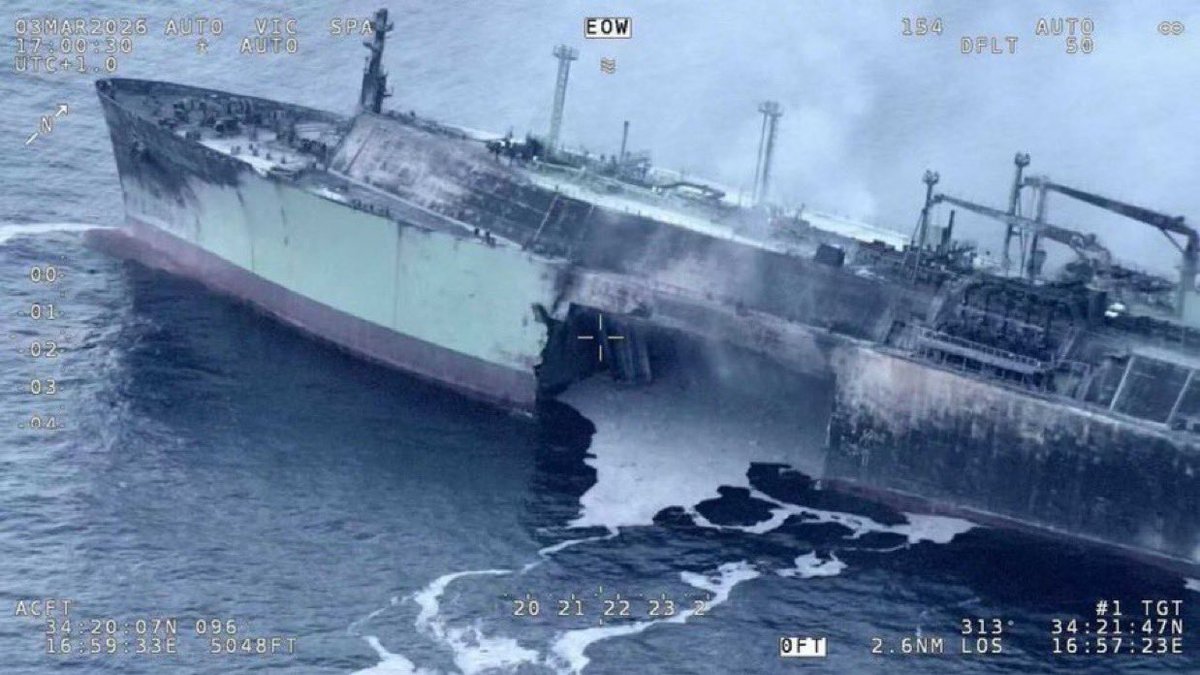 Russian transport ministry has confirmed a Ukrainian naval drone hit a Russian oil tanker 100km off Malta in the Mediterranean Sea.

That is a significant strike almost 2000+ Kilometres from the Ukrainian mainland...