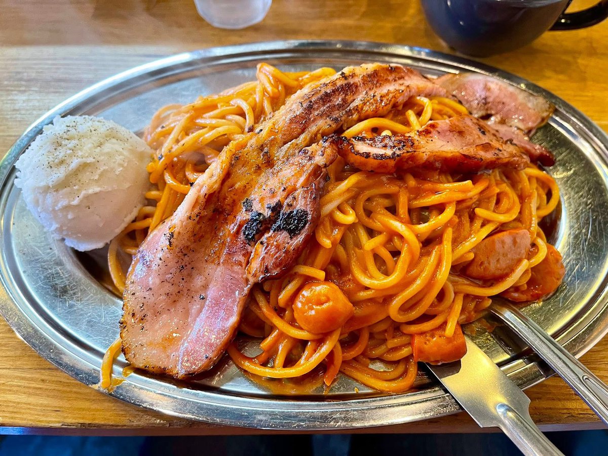 カラス tweet media