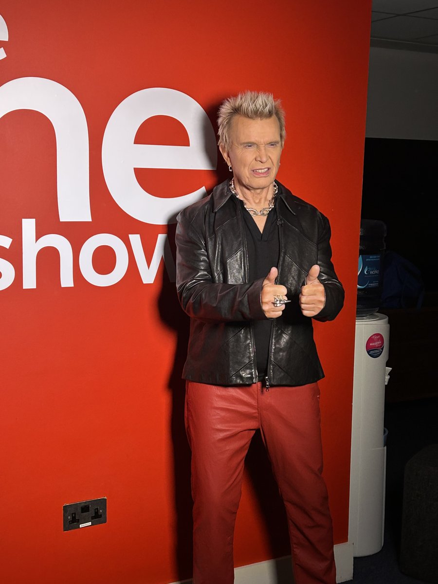 Publicity Connection tweet media