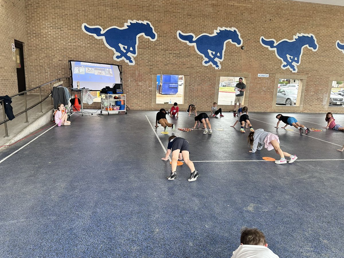 TheCoachFuller's tweet photo. Election Day PE…so thankful for this covered area and supportive admin so we can continue high quality #physed even when we get kicked out of our gym! Thankful for a beautiful day, minus the crazy wind gusts and trying to be heard over recess😆 #mhepe #risdmoves #risddreambig https://t.co/lnbJzydC5X